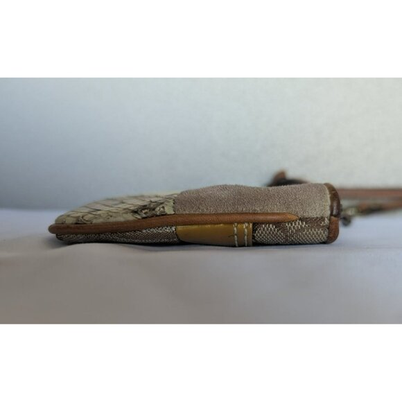 Vintage Coach Limited Ed Mixed Media Patchwork Signature Wristlet Wallet Multi - Picture 6 of 12